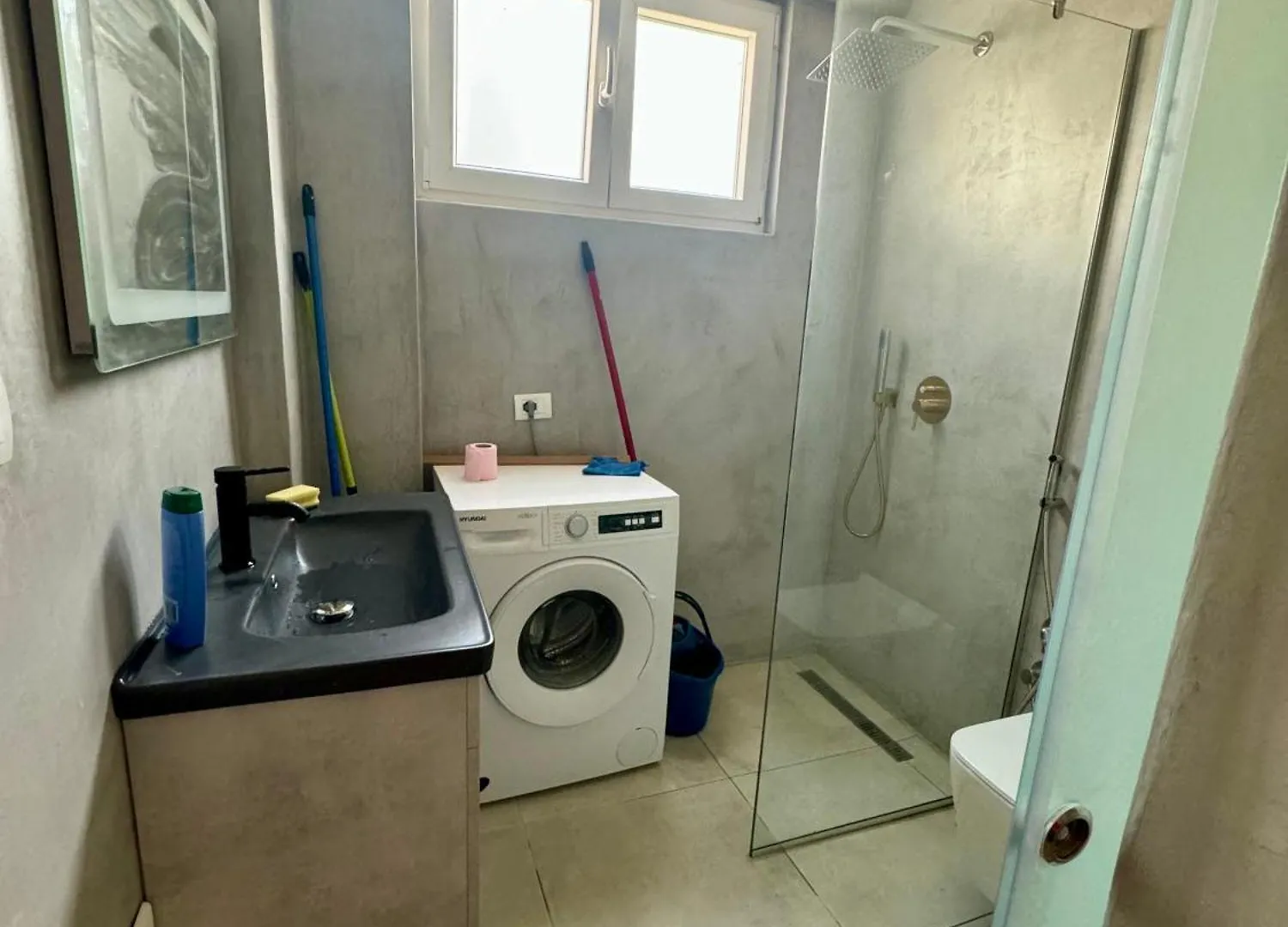 Flow Apartment Golem